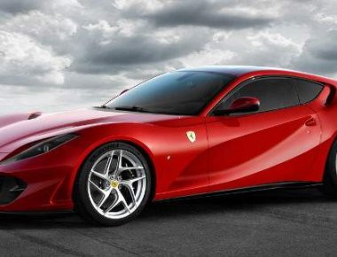 Δείτε τη νέα κορυφαία Ferrari 812 Superfast (φωτό, βίντεο)